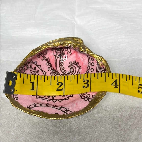 Hand Crafted Pink Shell Trinket Dish - Picture 5 of 6